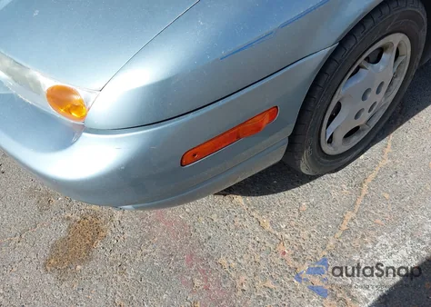 2002 Saturn S-Series Sl2 from USA, damaged, VIN 1G8ZK52772Z167733